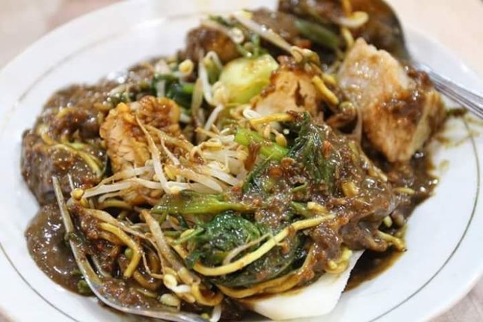 Rujak cingur enak surabaya