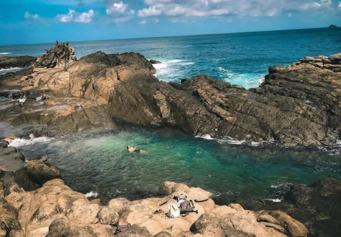 Keajaiban Alam di Pantai Wediombo, Gunungkidul