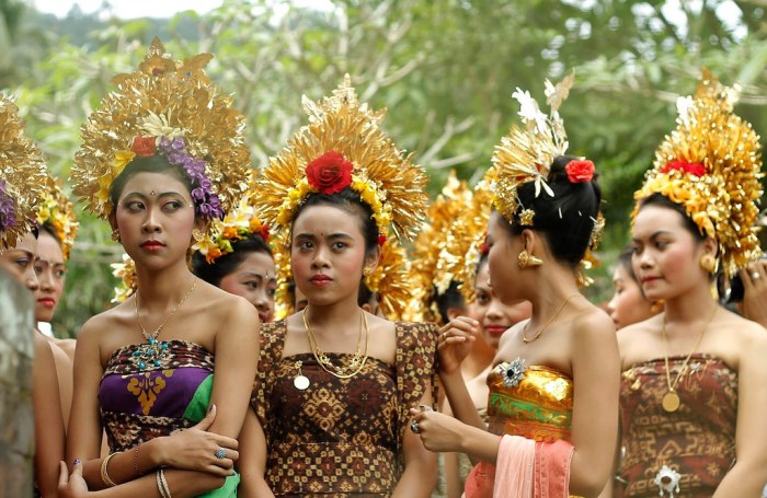 Pandan perang bali travelingyuk thorny