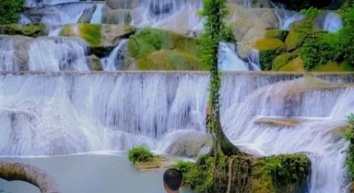 Keindahan Air Terjun Moramo, Sulawesi Tenggara