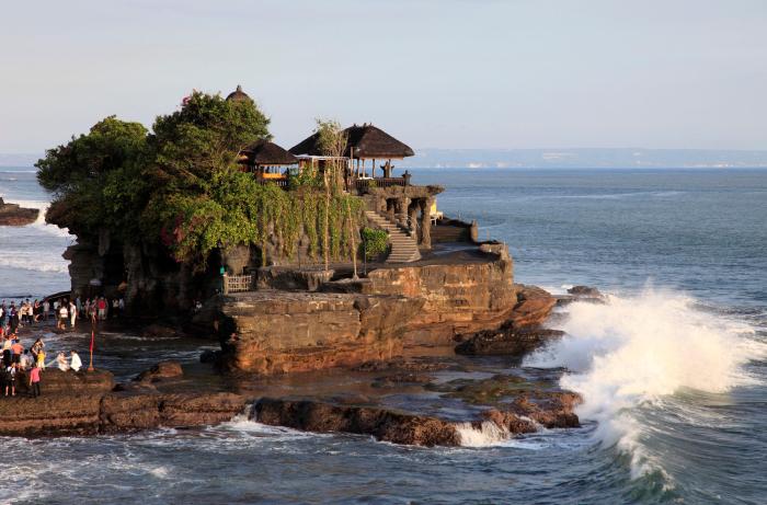 Tanah lot temple bali temples must place guide most