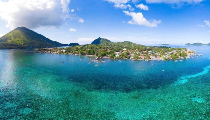 Banda neira spice indonesia islands island indonesian nature ambon fire abound steeped region marine culture history where part life