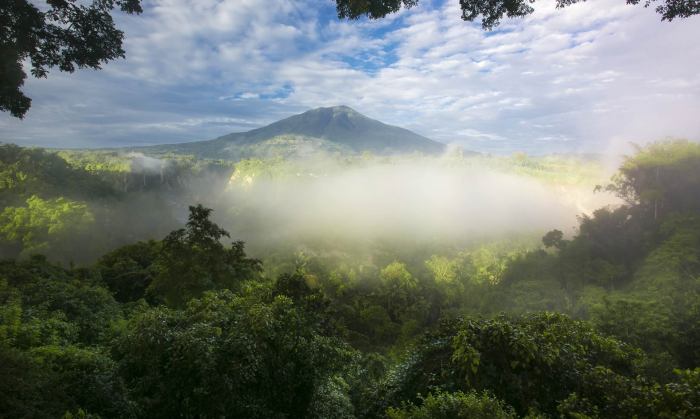Leuser gunung hike