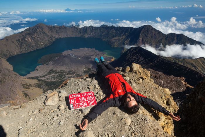 Rinjani mount trek summit lombok day