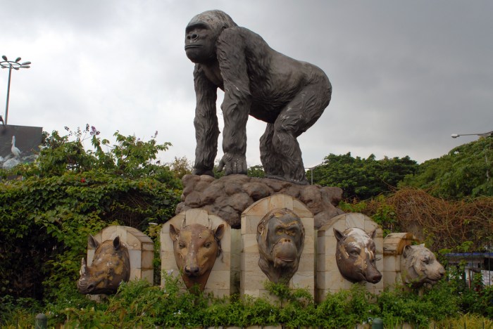 Ragunan zoo jakarta binatang kebun rekomendasi popmama rakyat destinasi gajah sekawanan