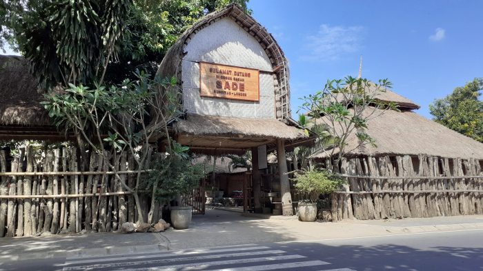 Sade village tradisional attractions other lombok