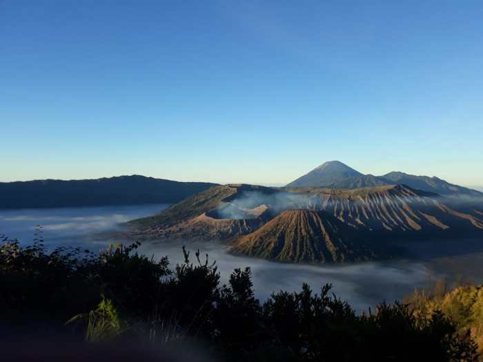 Ceremony bromo hindu mt 14th javanese participate impressive 10th witness held calendar month every tours java east