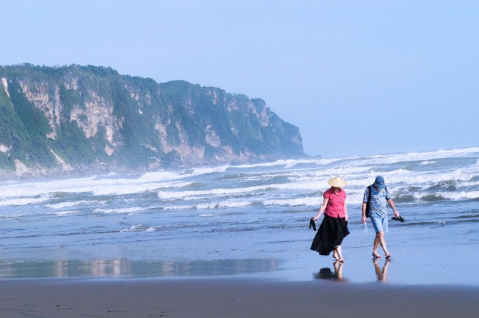 Parangtritis pantai recount yogyakarta java liburan tentang indonesia keliling