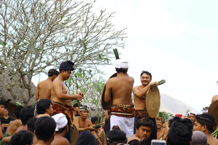 Bali pandanus traditional war karangasem kare culture call local used people
