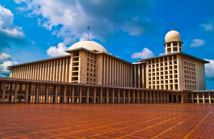 Istiqlal mosque indonesia alfian tripsavvy