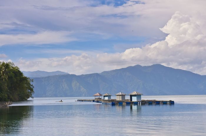 Ranau sumatra lake indonesia landscape beauty
