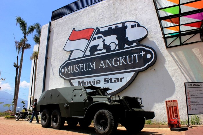 Angkut malang jawa timur wisata transportasi bertema edukasi informasi