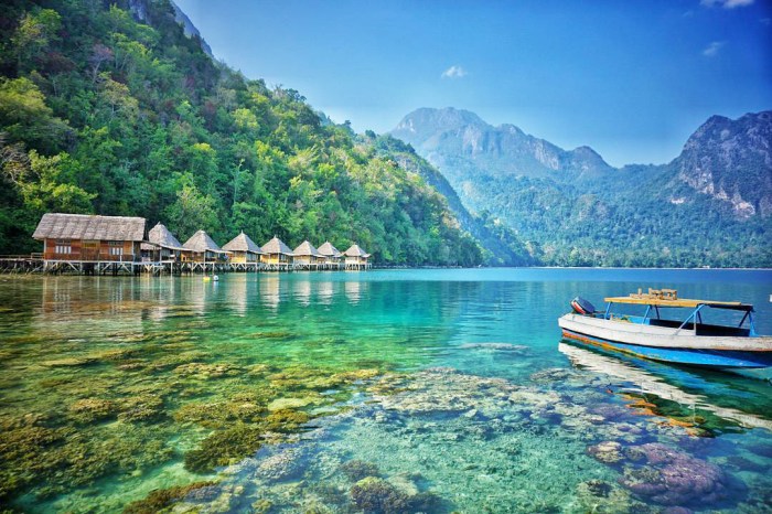 Pantai ambon ora indah utara surga maluku destinasi seram tersembunyi