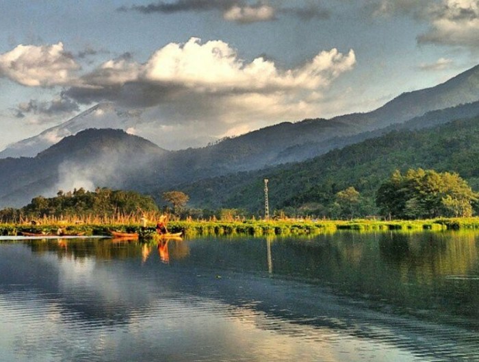 Cinta bukit rawa pening wisata indah semarang betah pemandangan pulang enggan